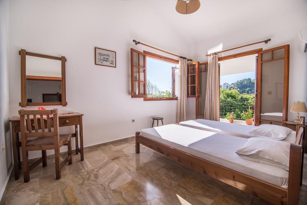 Maria Parameriti Apartments Poros  Exteriör bild