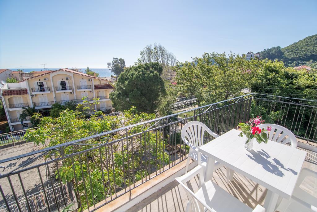 Maria Parameriti Apartments Poros  Exteriör bild