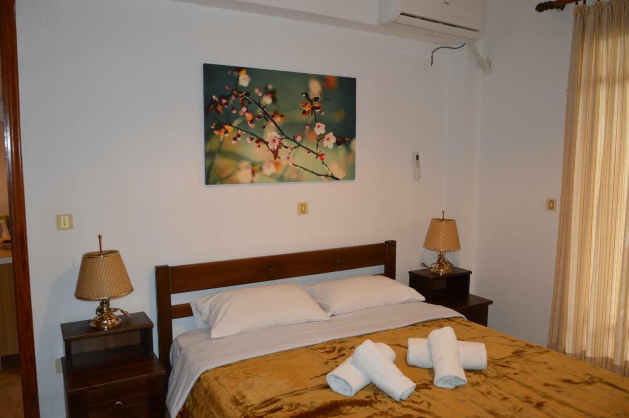 Maria Parameriti Apartments Poros  Exteriör bild