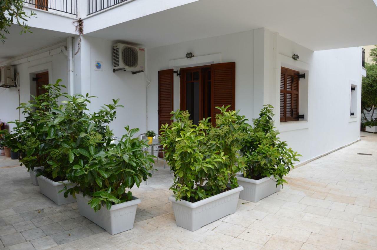 Maria Parameriti Apartments Poros  Exteriör bild